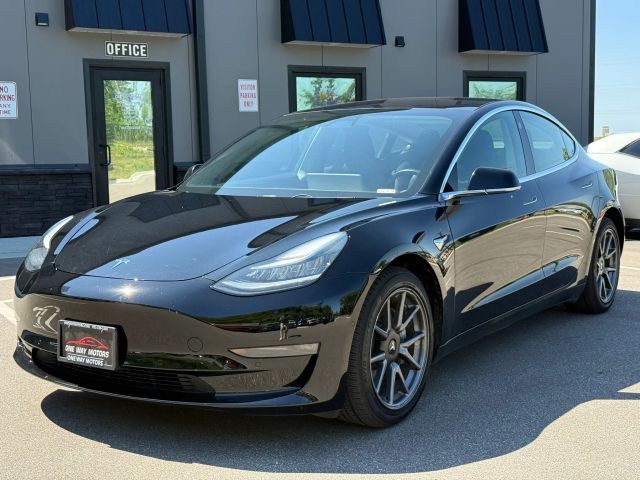 tesla model 3 2018 5YJ3E1EB4JF127402 image tesla model 3 2018 5YJ3E1EB4JF127402 image